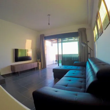 Altos De Arguineguin * La Playa de Arguineguín