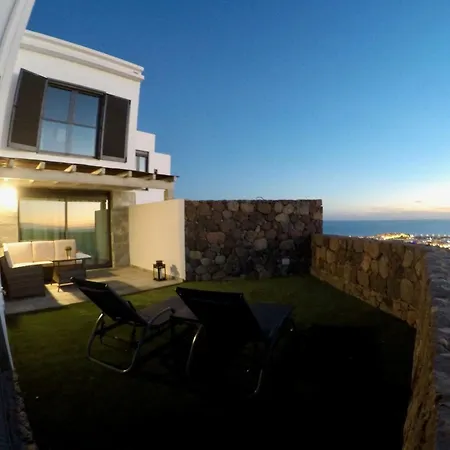 Altos De Arguineguin *